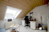 Büro - BERK Immobilien – gepflegte und gut geschnittene 4-Zimmer-ETW in bester Lage von Kleinostheim