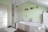 Badezimmer - BERK Immobilien – gepflegte und gut geschnittene 4-Zimmer-ETW in bester Lage von Kleinostheim