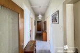 Flur OG - BERK Immobilien – Vielseitiges Mehrfamilienhaus mit Potenzial in Laudenbach