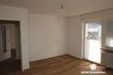 Schlafzimmer - BERK Immobilien – Erstbezug nach Renovierung – 5 Zi.Whg. mit großem Balkon