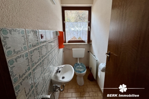 BERK Immobilien – Reihenmittelhaus mit Potenzial für Ihr neues Zuhause - Gäste WC (116968)