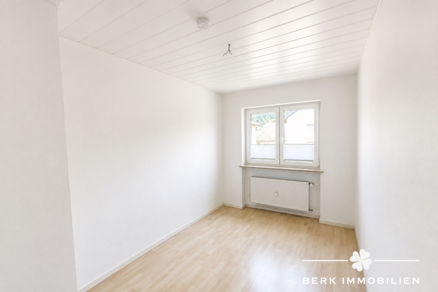 Kinderzimmer 2 KI optimiert