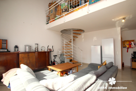 BERK Immobilien – Ihr Zweifamilienhaus – modern, großzügig & voller Möglichkeiten! - Wohnbereich - OG (115056)