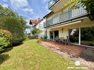 RESERVIERT – BERK Immobilien – Doppelhaushälfte mit Einliegerwohnung in ruhiger, familienfreundlicher Lage - Garten (104890)