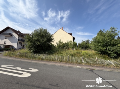 BERK Immobilien – Baugrundstück für Ihre Doppelhaushälfte in Straßbessenbach - Bild (125466)