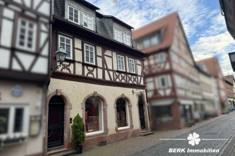 BERK Immobilien – Wohn- und Geschäftshaus in zentraler Lage von Miltenberg - Außenansicht (126255)