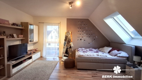 VERKAUFT – BERK Immobilien – Charmante Doppelhaushälfte mit hohen Wohlfühlfaktor in Elsenfeld - Kinderzimmer (116473)