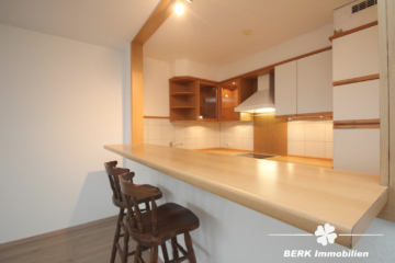 BERK Immobilien – renovierte 1,5-Zimmerwohnung als ideale Kapitalanlage in Hattersheim - Küche (107020)