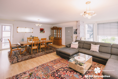 BERK Immobilien – Sie benötigen Platz? Hereinspaziert! - Obergeschoss Wohn-Essbereich (128245)