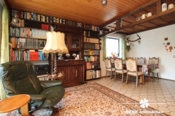 BERK Immobilien – Charmantes Einfamilienhaus mit schönem Garten in TOP-Wohnlage von Mainaschaff - Wohn- und Essbereich (104607)