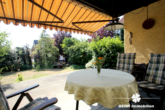 Terrasse - EG - BERK Immobilien – Charmantes Einfamilienhaus mit schönem Garten in TOP-Wohnlage von Mainaschaff