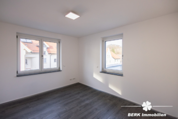 BERK Immobilien – modern saniertes ZFH in zentraler Lage von Haibach - Büro/Schlafzimmer MAIS-Whg (109344)