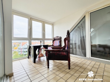 BERK Immobilien – 2-Zimmer-Wohnung mit Wintergarten in zentraler Lage von Dietzenbach-Steinberg - Wintergarten (107148)