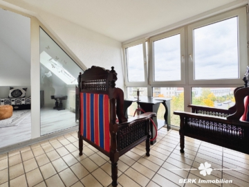 BERK Immobilien – 2-Zimmer-Wohnung mit Wintergarten in zentraler Lage von Dietzenbach-Steinberg - Wintergarten (107149)