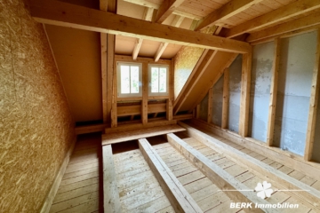 Traditioneller Schwarzwaldhof im idyllischen Kinzigtal, mitten im Herzen des Mittleren Schwarzwalds. - Schlafen OG (106145)