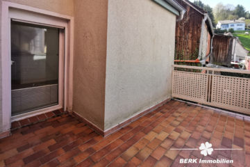 BERK Immobilien – Teilrenoviertes gemütliches Altstadthäuschen in zentraler Lage von Amorbach - BERK Immobilien - Terrasse (106634)
