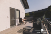 Balkon (Elternschlafzimmer) - BERK Immobilien – einzigartige Luxusimmobilie: Naturverbunden und hochmodern in ruhiger Lage von Großostheim