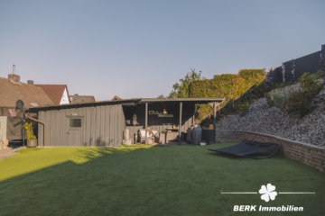 BERK Immobilien – einzigartige Luxusimmobilie: Naturverbunden und hochmodern in ruhiger Lage von Großostheim - Lounge (104482)