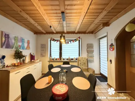 BERK Immobilien – Attraktive Kapitalanlage mit 3 Einheiten & vielseitiger Perspektive - Essen OG (131557)