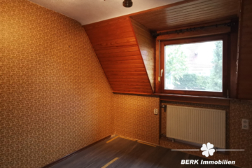 BERK Immobilien – Siedlungshaus mit Garten und Garage in Goldbach am Kugelberg zu verkaufen - Zimmer 1 OG (107218)