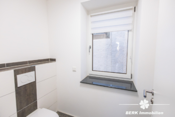 BERK Immobilien – modern saniertes ZFH in zentraler Lage von Haibach mit traumhafter Maisonette-Wohnung - Gäste-WC MAIS-Wohnung (111907)