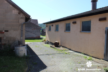 BERK Immobilien – Historischer Bauernhof mit großem Potenzial in Hardheim-Rüdental - Stallung (104706)