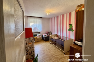 BERK Immobilien – Historischer Bauernhof mit großem Potenzial in Hardheim-Rüdental - Kinderzimmer (104684)