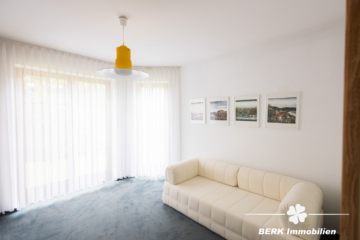 BERK Immobilien – Freistehendes Architektenhaus in bester Lage mit Panormablick - Einliegerwohnung (107906)