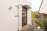 Eingang  Einliegerwohnung - BERK Immobilien – Freistehendes Architektenhaus in bester Lage mit Panormablick