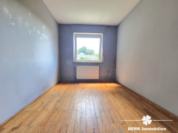 *VERKAUFT* BERK Immobilien – bezugsfertiges Siedlungshaus mit Charme und Naturnähe in Mömbris Dörnsteinbach - Büro (105009)