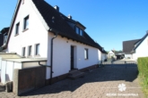 Hausansicht - BERK Immobilien – Attraktives EFH in begehrter Lage v. Stockstadt mit großem Grundstück, Hof & Garage