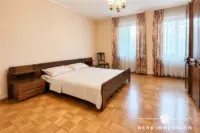 Schlafzimmer EG