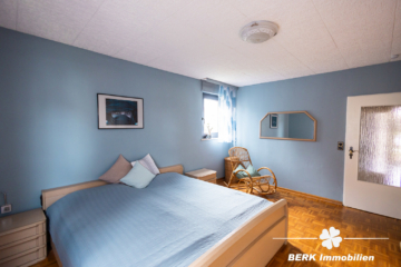 *VERKAUFT* BERK Immobilien – kleine Oase mit viel Platz: top gepflegtes ZFH in Mainaschaff - EG Schlafzimmer (105080)