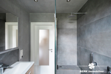 *VERKAUFT* BERK Immobilien – kleine Oase mit viel Platz: top gepflegtes ZFH in Mainaschaff - EG Duschbad (105077)