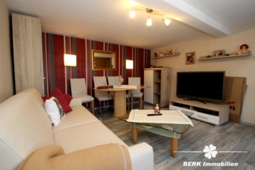 BERK Immobilien – charmantes Einfamilienhaus auf kompaktem Grundstück - Wohn- und Essbereich (104353)