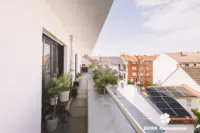 Umlaufender Balkon