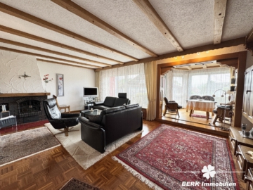 RESERVIERT – BERK Immobilien – Familienfreundliches Reihenmittelhaus in Haibach - Wohnen 1.OG (105749)