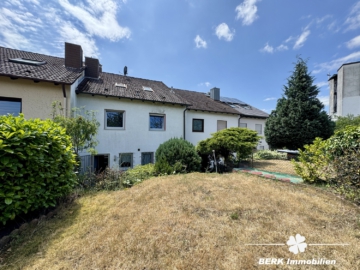 RESERVIERT – BERK Immobilien – Familienfreundliches Reihenmittelhaus in Haibach - Garten (105761)