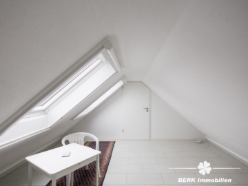 BERK Immobilien – Familienfreundliche Doppelhaushälfte mit Garten & großem Platzangebot - Dachspitz (111563)