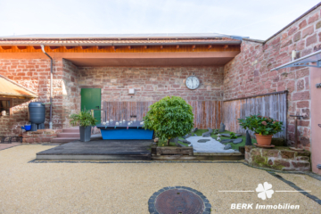 BERK Immobilien – Repräsentatives Mehrfamilienhaus mit prägnantem Innenhof - Innenhof (108529)