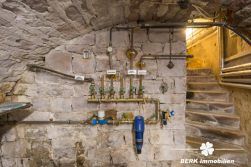 BERK Immobilien – Repräsentatives Mehrfamilienhaus mit prägnantem Innenhof - Keller (108534)