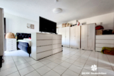 Schlafzimmer OG - BERK Immobilien – charmantes Ein- bis Zweifamilienhaus mit weiterem Baugrundstück im Ortskern von Mömbris