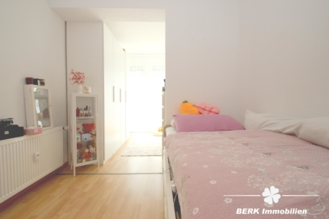 BERK Immobilien – TOP – saniertes 3-FH für Kapitalanleger; anfängliche Netto-Rendite 4,39% - Kinderzimmer Wohnung OG (115596)