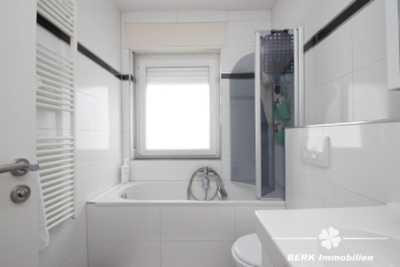 BERK Immobilien – TOP – saniertes 3-FH für Kapitalanleger; anfängliche Netto-Rendite 4,39% - Badezimmer Wohnung EG (105283)