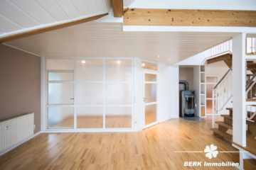 BERK Immobilien – Traumhafte 5-Zimmer Maisonette Wohnung in bevorzugter Lage von Schaafheim/ Radheim - Wohnbereich (107580)