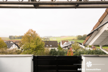 BERK Immobilien – Traumhafte 5-Zimmer Maisonette Wohnung in bevorzugter Lage von Schaafheim/ Radheim - Dachterrasse (107600)