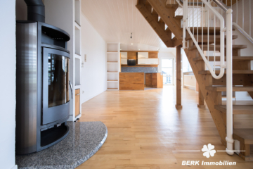 BERK Immobilien – Traumhafte 5-Zimmer Maisonette Wohnung in bevorzugter Lage von Schaafheim/ Radheim - Wohnbereich (107586)