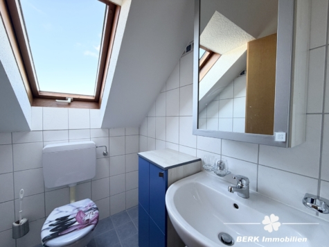 BERK Immobilien – Attraktive Kapitalanlage mit 3 Einheiten & vielseitiger Perspektive - Gäste WC DG (118485)