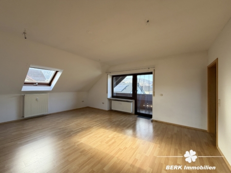 BERK Immobilien – Attraktive Kapitalanlage mit 3 Einheiten & vielseitiger Perspektive - Wohnen DG (118480)