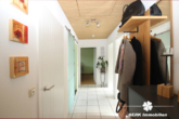Flur - BERK Immobilien – gepflegte und gut geschnittene 4-Zimmer-ETW in bester Lage von Kleinostheim